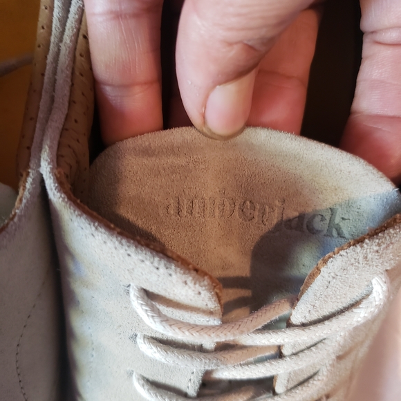 Amberjack Men's Tan Suede Derbys - Picture 10 of 12